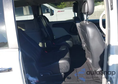 2012 Chrysler Town & Country Touring-L из США, поврежденный, VIN 2C4RC1CGXCR393108